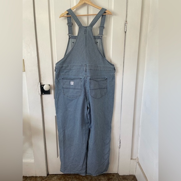 Lee Women's Relaxed Fit Heritage Overall Utility Details railroad stripe XXL - Picture 3 of 8